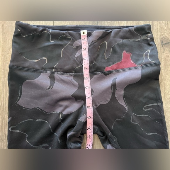 NOLI Yoga Camo print Leggings Size Large - Picture 4 of 9